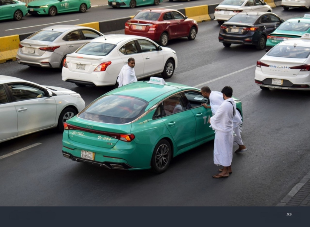 Group transport service in Makkah for Umrah and Hajj pilgrims.